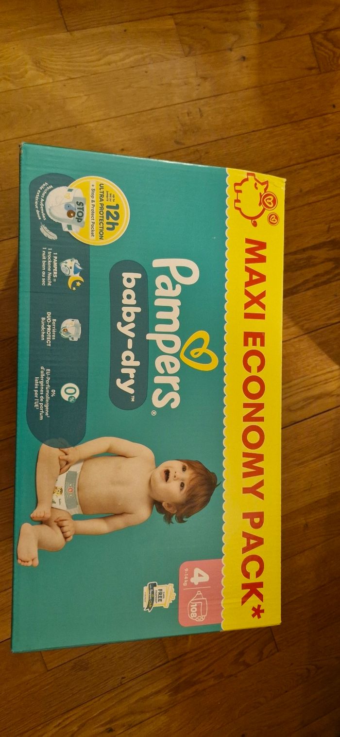 108 couches pampers baby dry taille 4 + lingettes - photo numéro 4