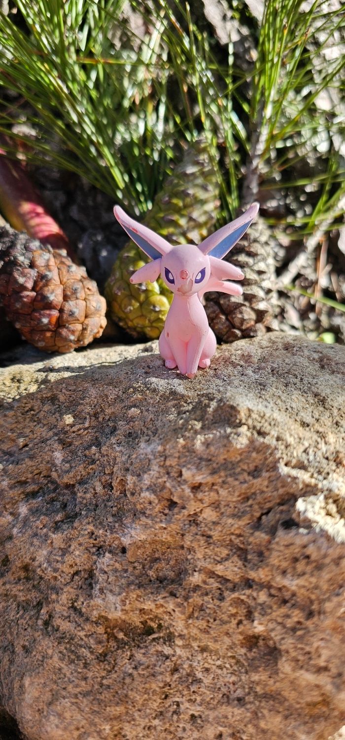 Super figurine Pokemon Nintendo tomy Évolution de Évoli mentali