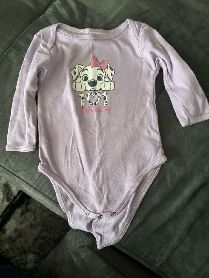 Lot de 6 bodies en taille 12 mois - photo numéro 3