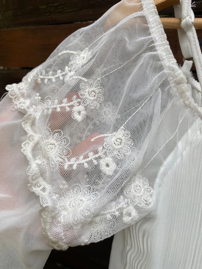 Tee-shirt à dentelle