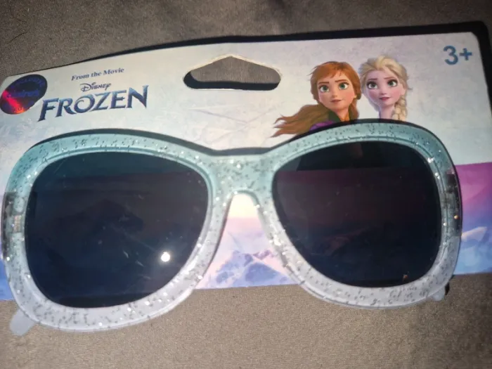 Lunettes de soleil reine des neiges - photo numéro 2