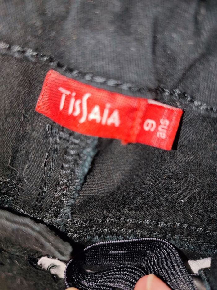 Jean noir - photo numéro 3