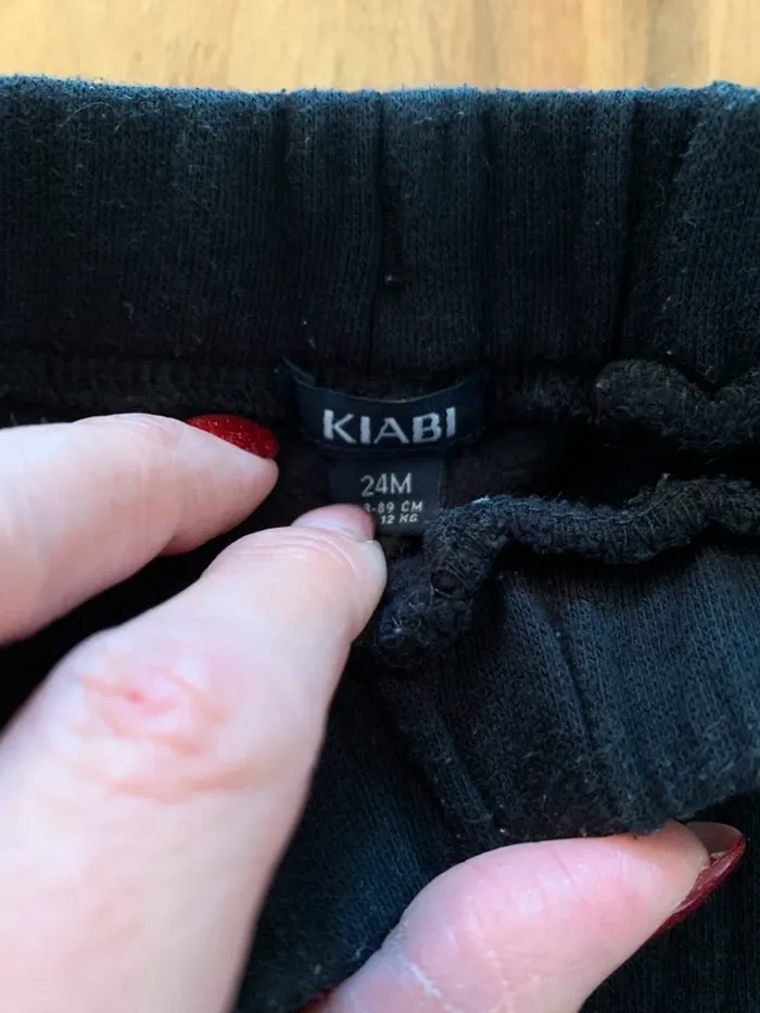 Jogging noir kiabi taille 24 mois - photo numéro 3