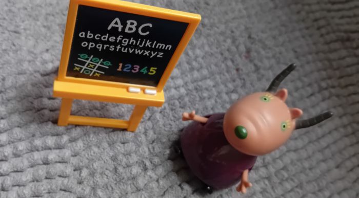 Salle de classe Peppa pig - photo numéro 3