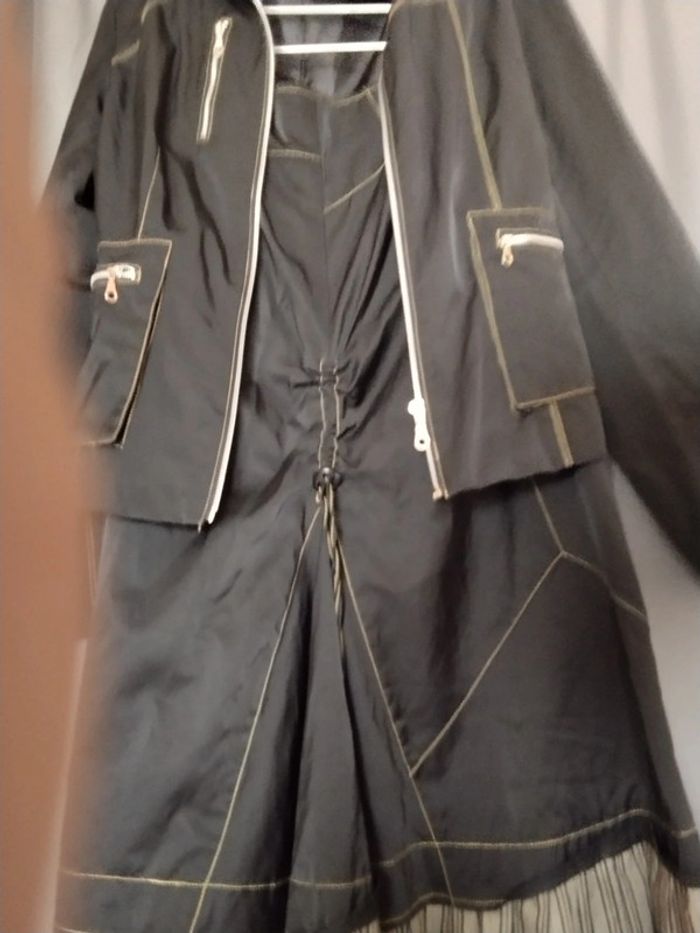 Ensemble jupe et veste Taille 5 - Quing - photo numéro 2