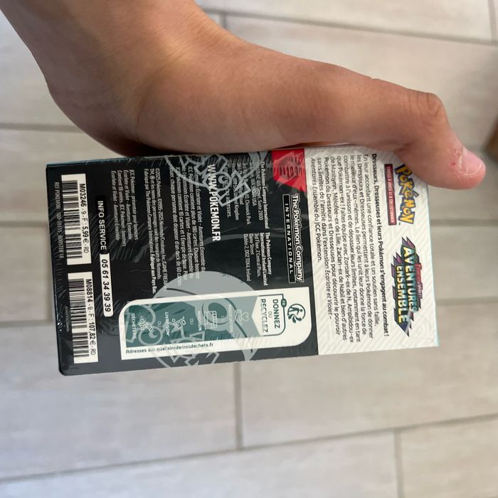 Demi Display Pokémon Ev9 aventures ensemble scellé avec 18 boosters - photo numéro 5