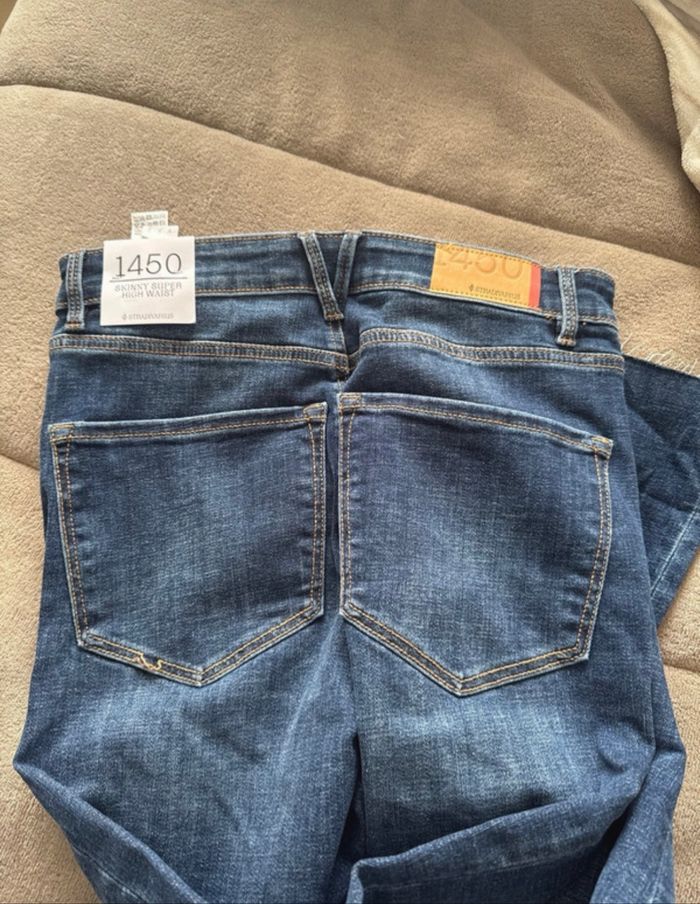 Jeans Stradivarius - photo numéro 2