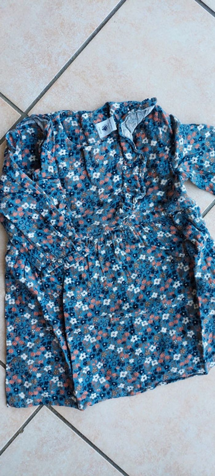 Robe fleurie 🌸 18 mois - photo numéro 2