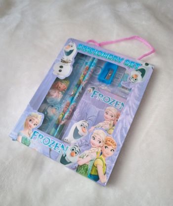 Coffret d'écriture la reine des neiges neuf