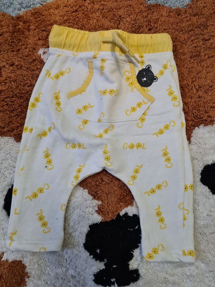 Pantalon- 3mois