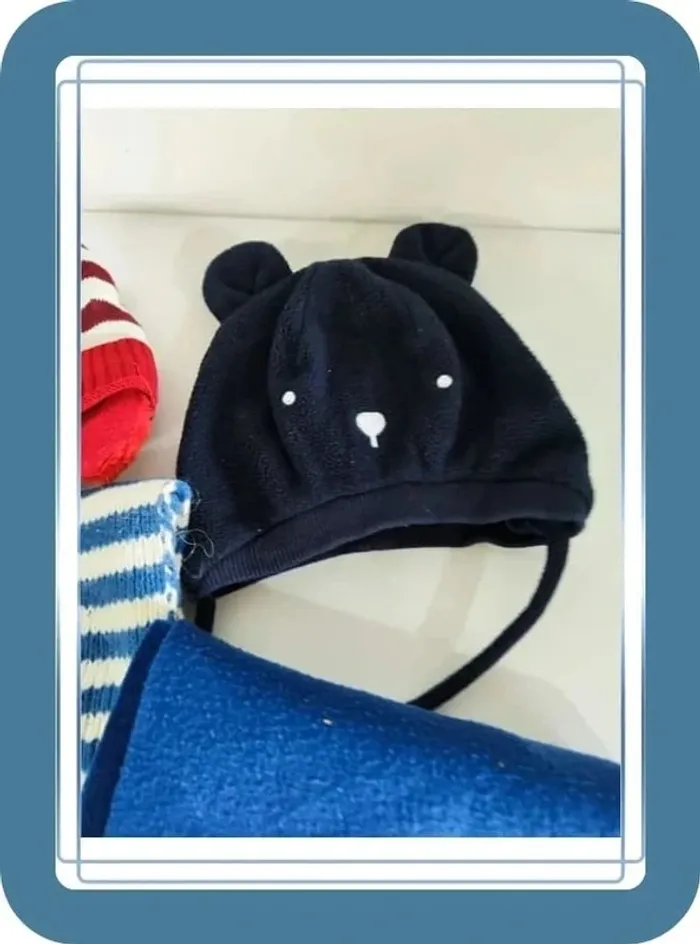 Lot de 3 bonnets 41cm  et 2 écharpes, bon état - photo numéro 6