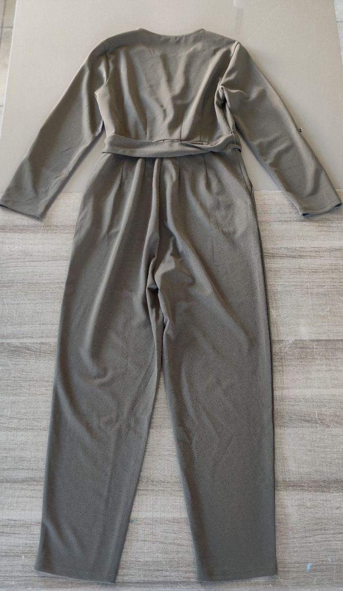 Combinaison femme Squitos taille 38 verte chic ceinturée très bon état - photo numéro 5