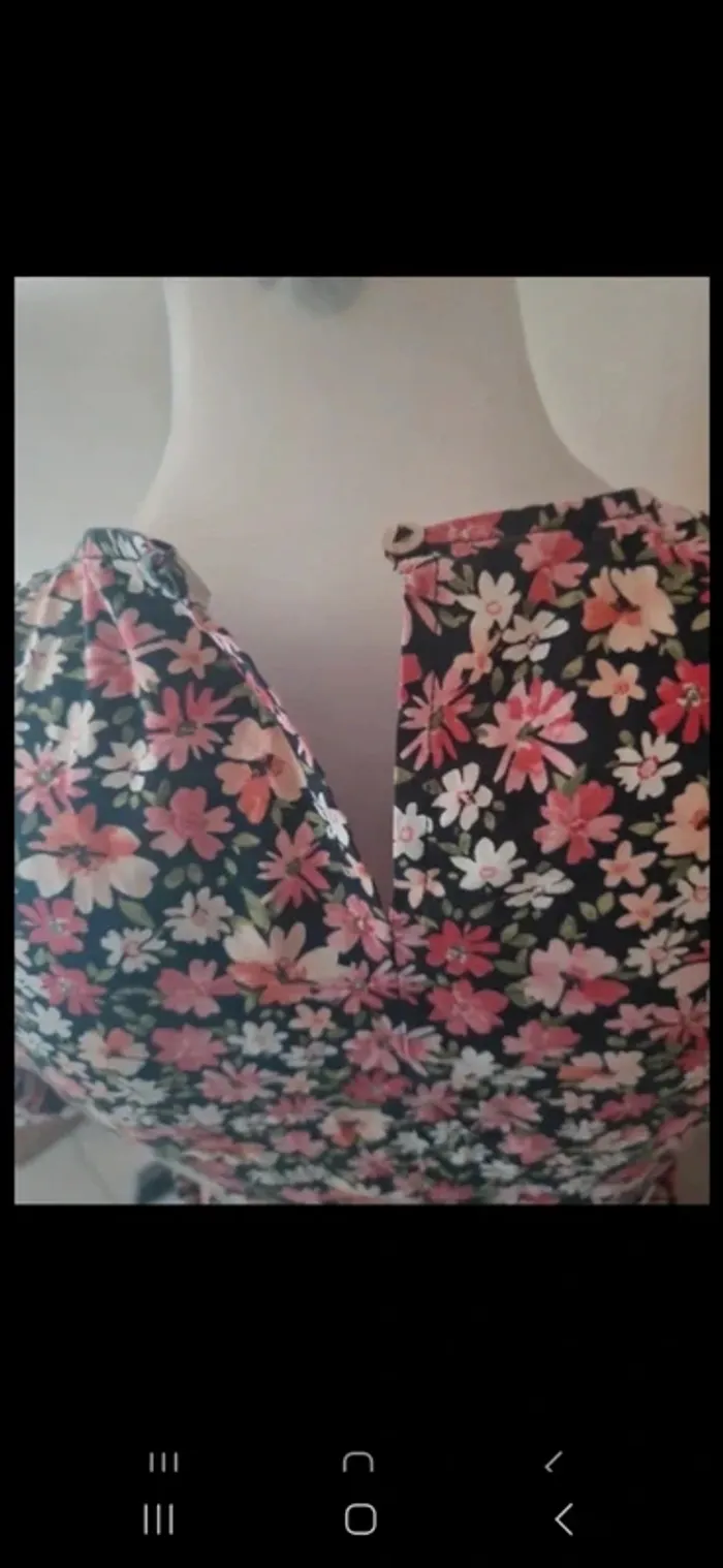 Robe fleurie 🌸 été stradivarius taille 36 /s - photo numéro 8