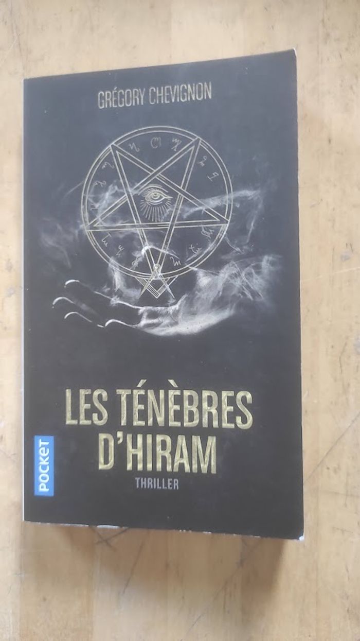 Les ténèbres d'Hiram Grégory Chevignon Pocket Thriller 2019 - photo numéro 1