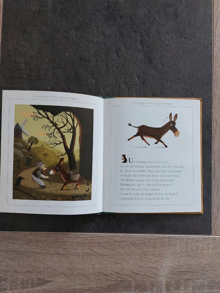 Livre enfant : Les musiciens de la ville de Brême - photo numéro 2