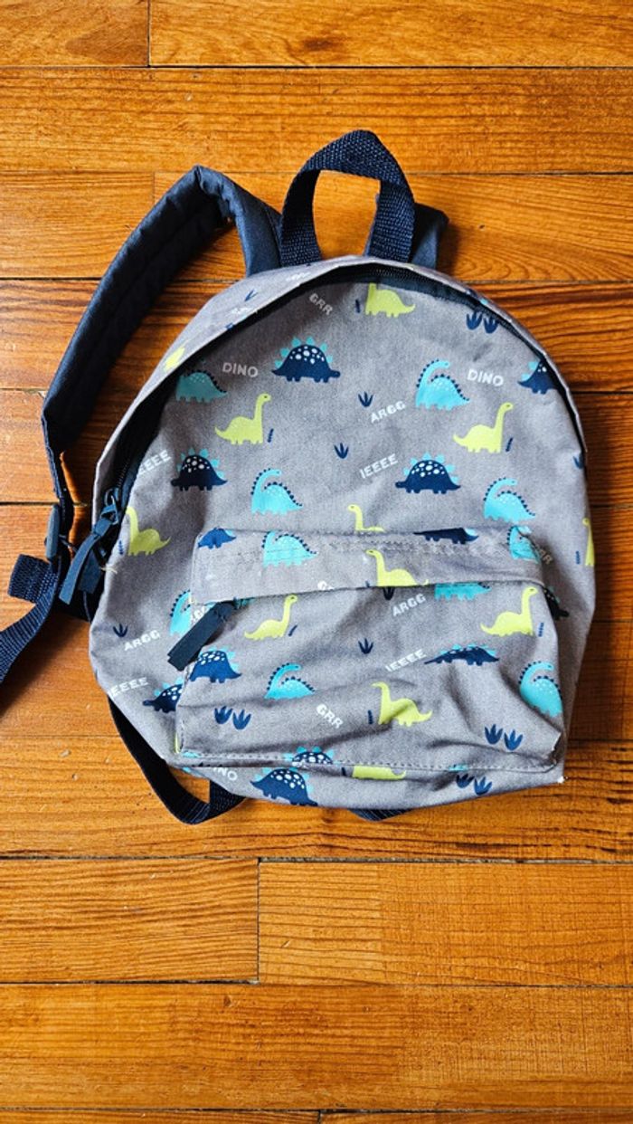 Sac à dos papertable matériaux dinosaures