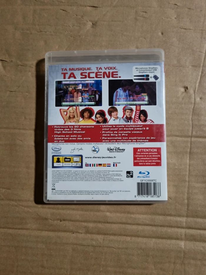 Sing It Disney High School Musical 3 pour PS3 - photo numéro 2