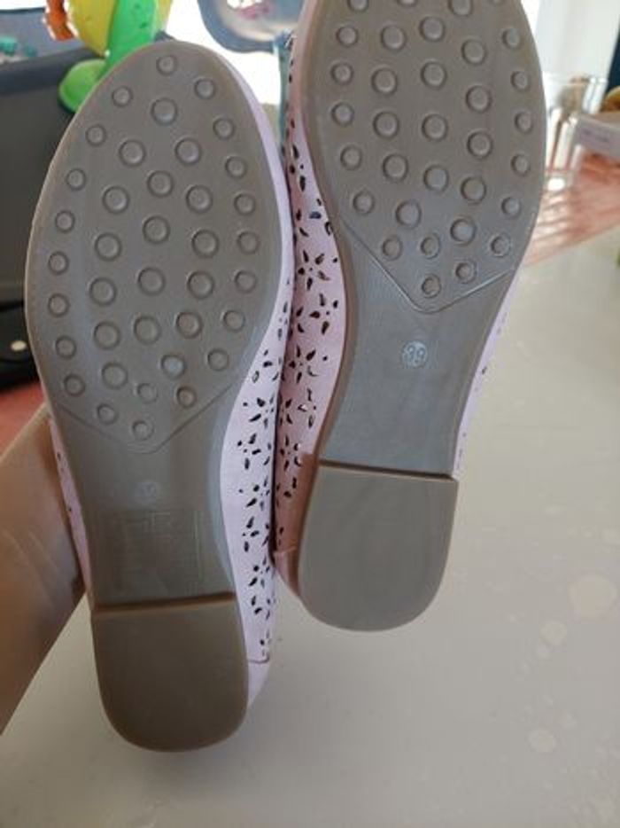 Ballerines neuves pointure 39 - photo numéro 4