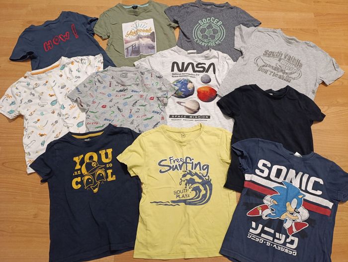 Lot T-shirts manches courtes garçon 6 ans TBE