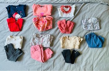 Lot de 7 ensembles de 6 mois