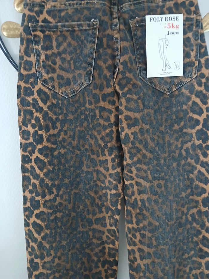 Jeans leopard taille 34 - photo numéro 3