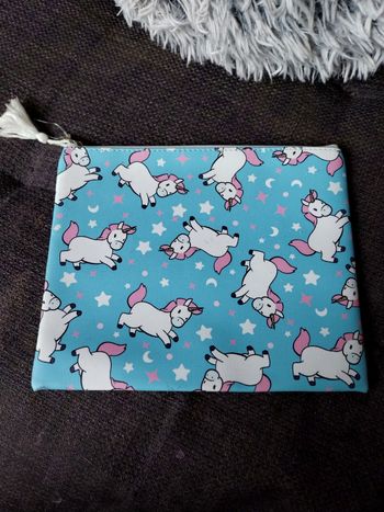 Trousse , pochette licorne