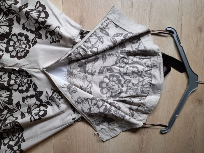 Robe courte dos nu - photo numéro 5