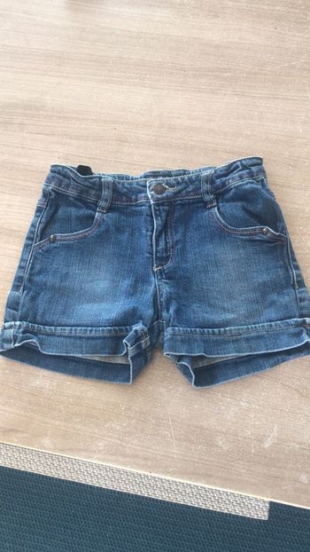Short jean