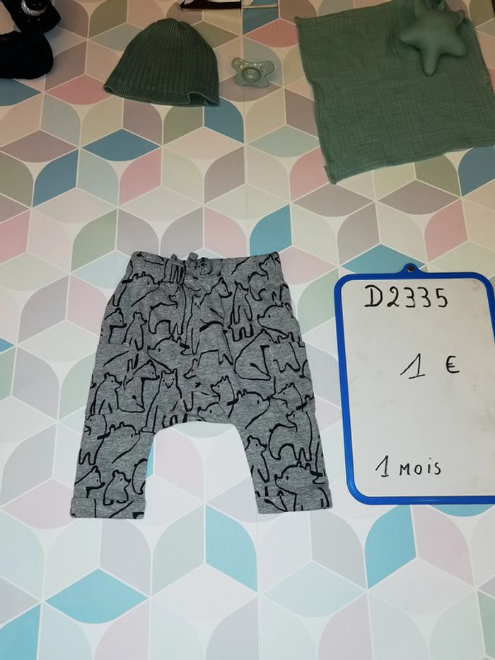 D2335 - pantalon garçon 1 mois - photo numéro 3