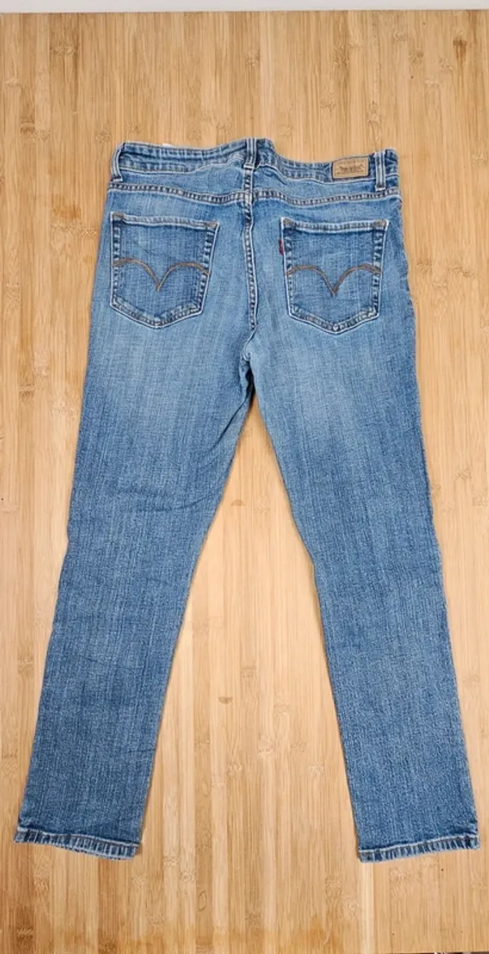 Levi's Strauss Midi-Pyrénées rise skinny T:40 - photo numéro 2