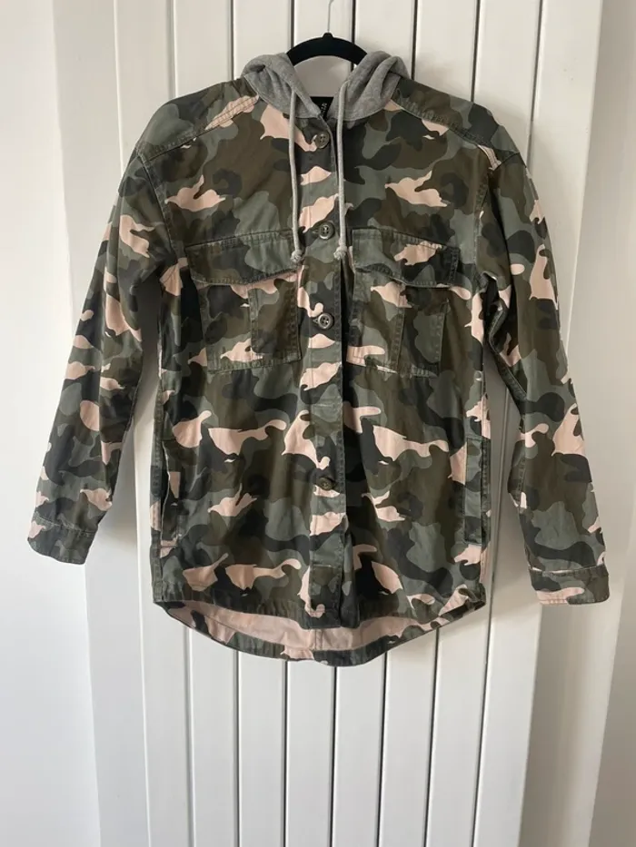 Veste à capuche style camouflage - photo numéro 4