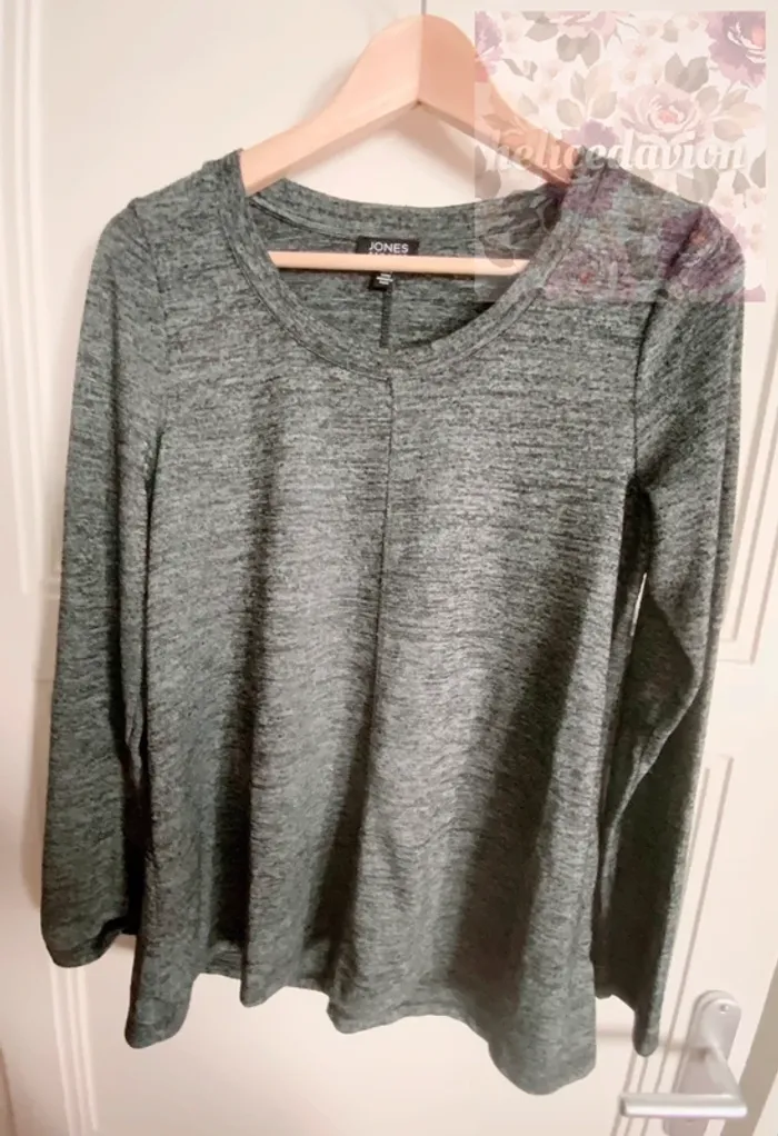 Teeshirt gris chiné matière très confortable yoga pilate gym taille 38