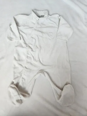 Joli pyjama velours blanc bébé fille/ garçon automne/ hiver Kiabi Baby 9 mois