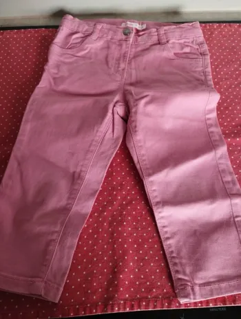 Pantacourt jean rose 5 ans