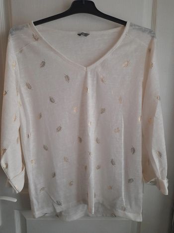 Haut fin blanc feuille dorée 42