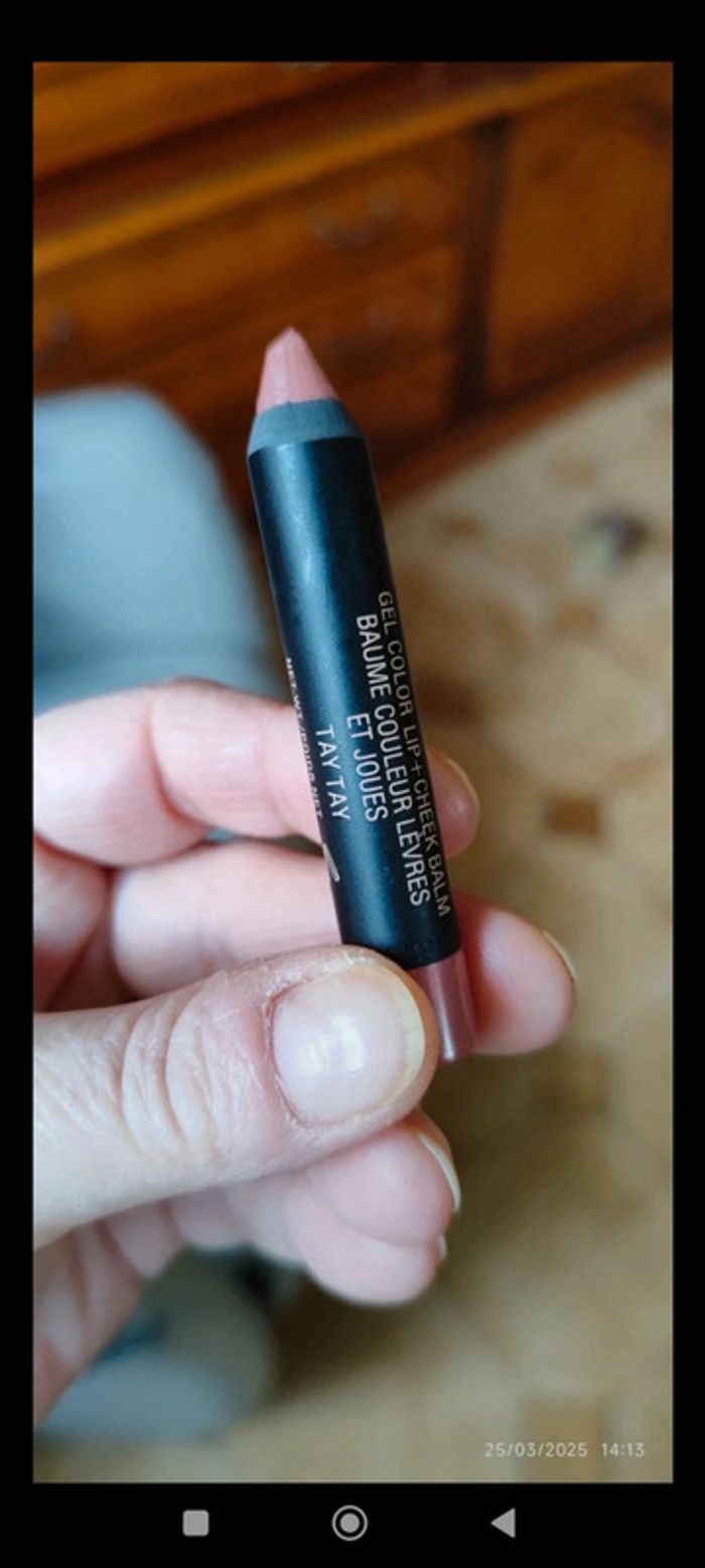 NudeStix Gel Color lip + Cheek Balm Mini + Taille Crayon intégré dans Teinte Taytay - photo numéro 6