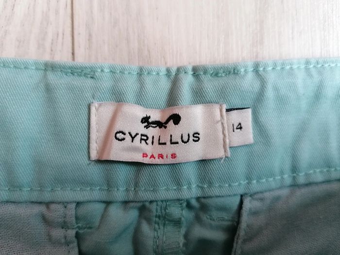 bermuda Cyrillus 
Taille 14 ans
Neuf juste lavé - photo numéro 3