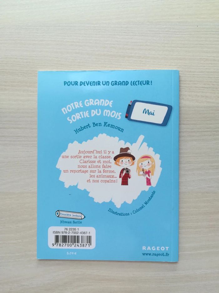 Livre "L'année de Jules : notre grande sortie du mois" - V92B - photo numéro 3