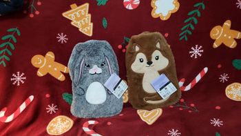 Lot de 2 très grandes bouillottes écureuil et lapin betty's neuves étiquetées