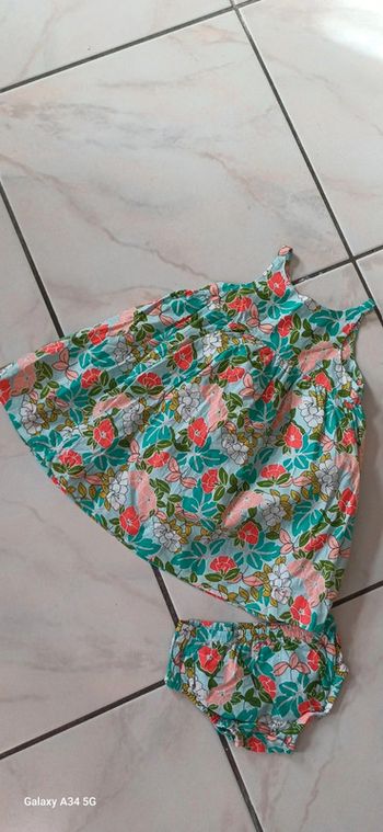 Robe fleurie et bloomer 18 mois