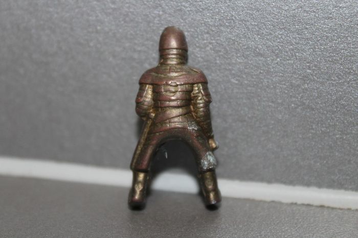 Figurine Métal Kinder - photo numéro 2