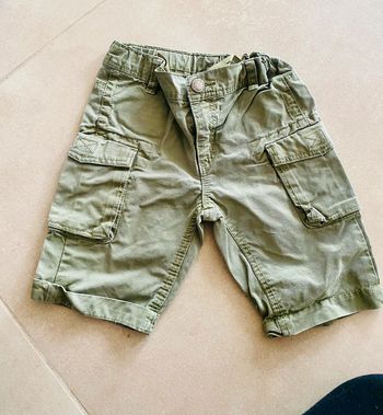 Short 3 ans kaki