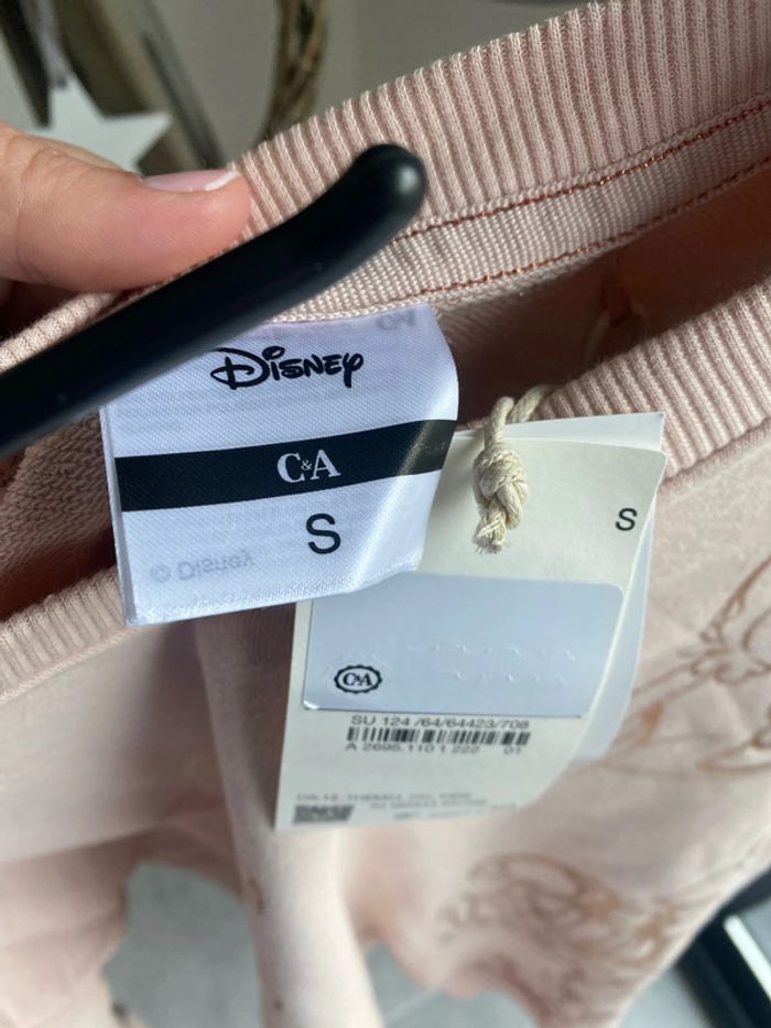 Pull sweat C&A taille S Minnie - photo numéro 3