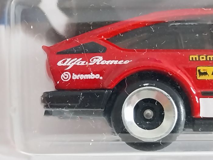 Hot Wheels Alfa Roméo GTV6 3.0 - photo numéro 5