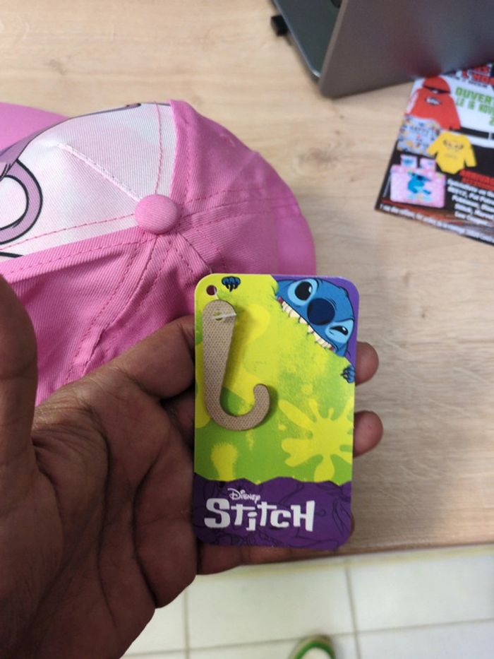 Casquette Disney stitch taille 54 - photo numéro 6