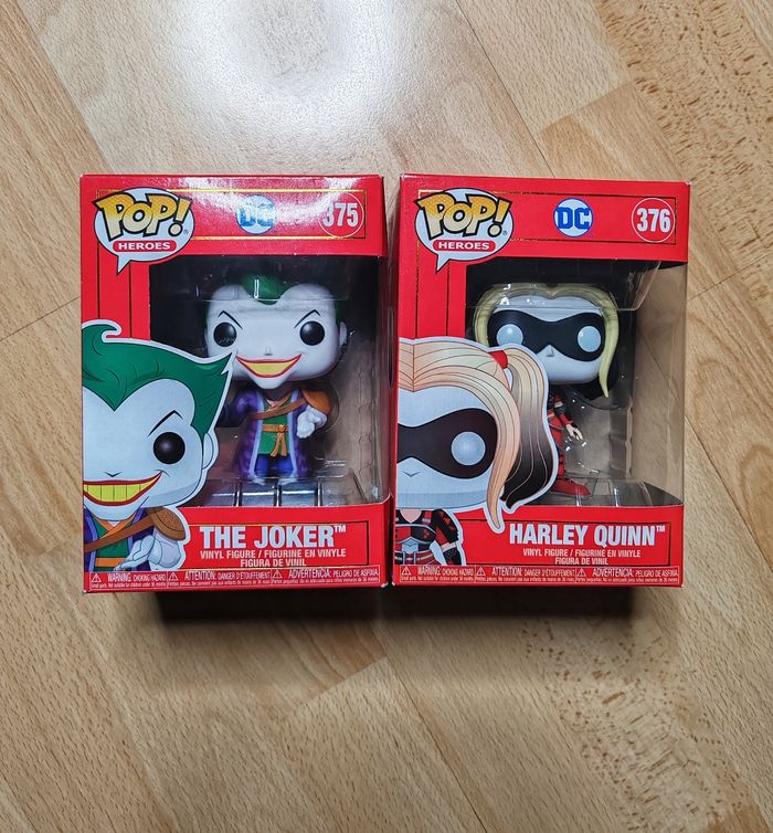 Figurine Pop Harley Quinn 376 et Figurine Pop The Joker 375