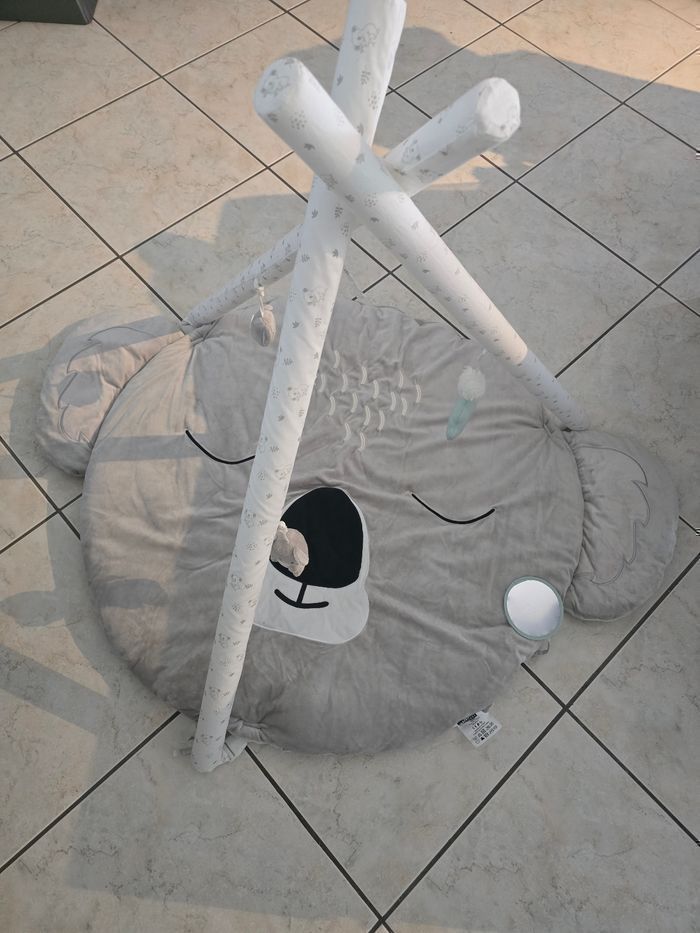 NEUF !!!!!(non utilisé)🏷 🤩😍👌💥 sublime  TAPIS D EVEIL BEBE (mixte)👌👌🤩😍🏷 - photo numéro 3