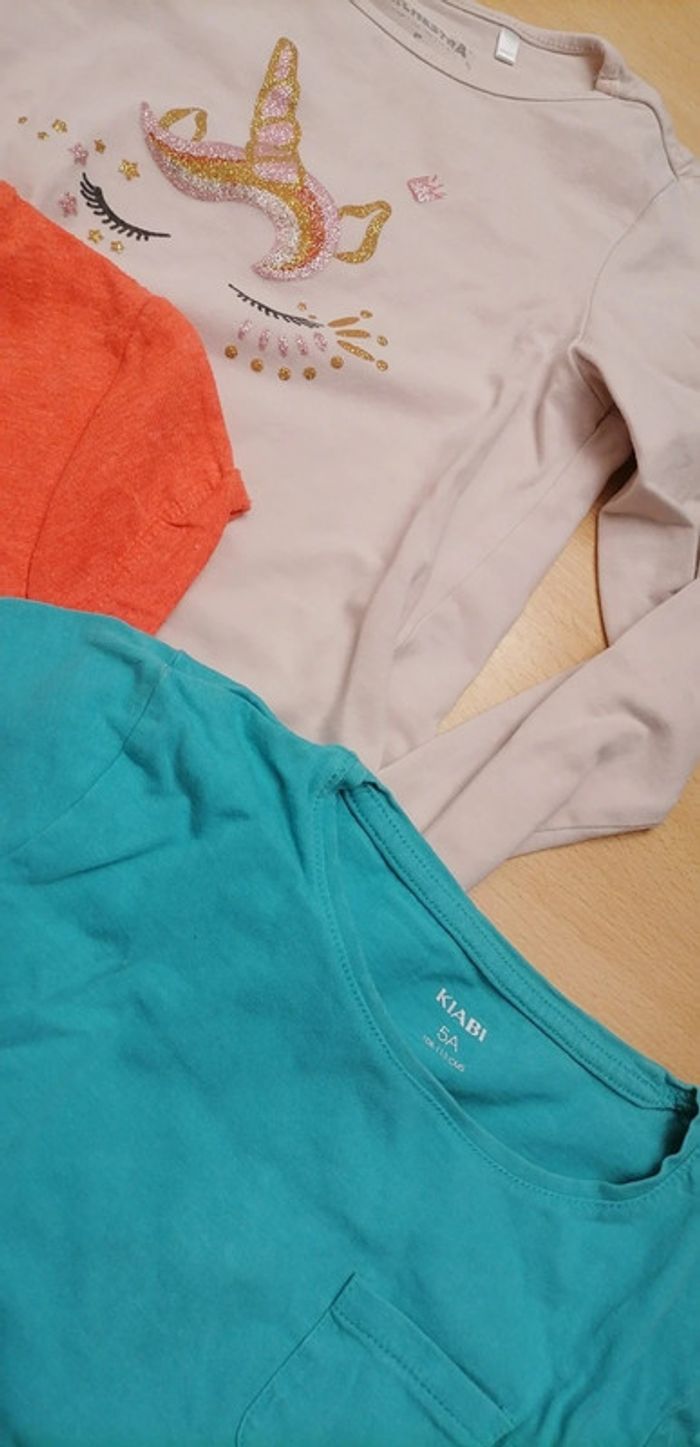 Lot t-shirts 5ans - photo numéro 4