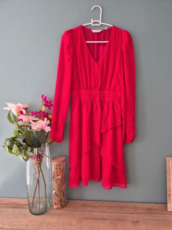 Robe rouge à volants, nafnaf taille 34, neuve avec étiquette