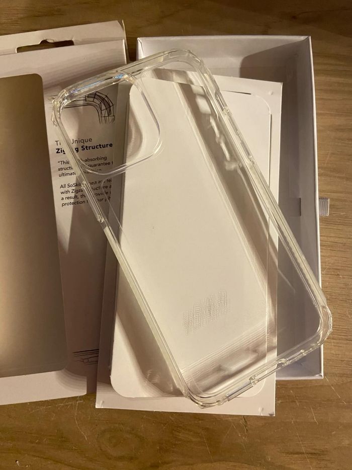 Coque Iphone 13 pro max transparent so skild ultimate protection - photo numéro 2
